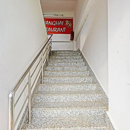Hotel O Lakhi Guest House Guwahati Buitenkant foto